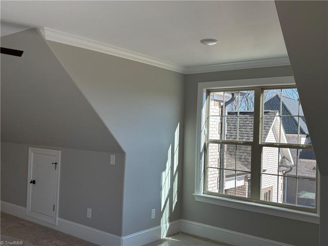 5483 Meadowlark Court, Winston-salem, NC 27106