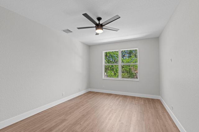 4351 N Magnolia Circle, Delray Beach, FL 33445