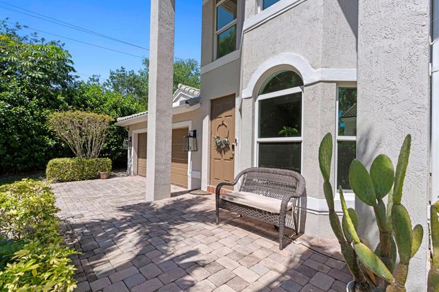 4351 N Magnolia Circle, Delray Beach, FL 33445