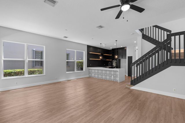 4351 N Magnolia Circle, Delray Beach, FL 33445