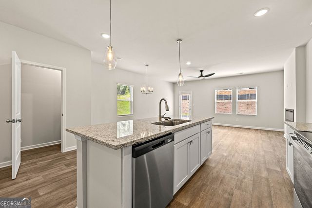 5256 Magnolia Grove Way, Gainesville, GA 30504