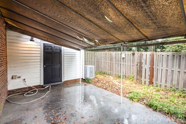 8017 Regent Park Lane, Charlotte, NC 28210