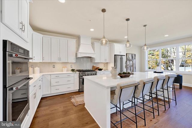 146 VILLABROOK WAY, Baltimore, MD 21212