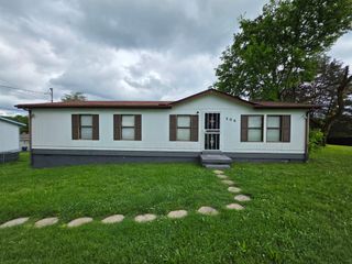 205 Greenbranch Ct, Nashville, TN 37207