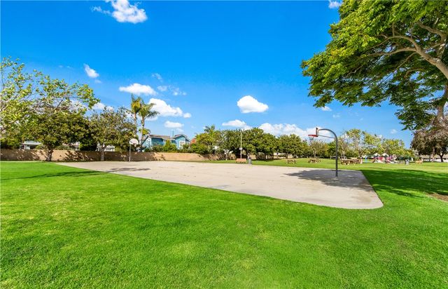 5622 Brighton, Huntington Beach, CA 92649