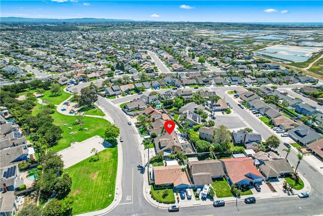 5622 Brighton, Huntington Beach, CA 92649