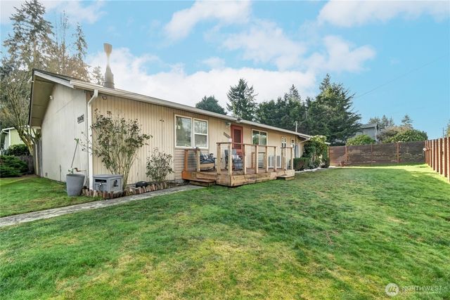 20406 52nd Avenue W, Lynnwood, WA 98036