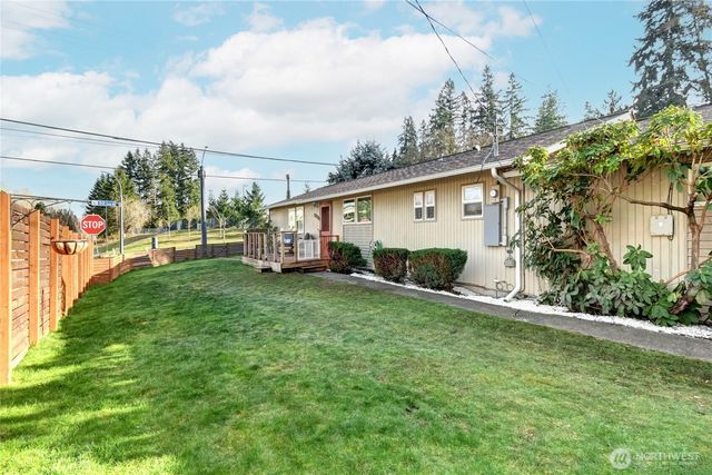 20406 52nd Avenue W, Lynnwood, WA 98036