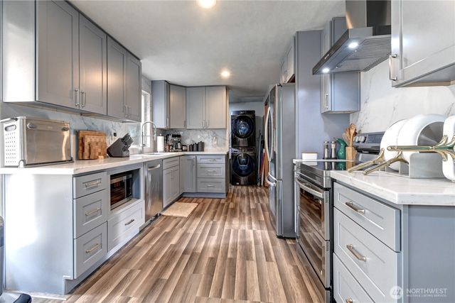 20406 52nd Avenue W, Lynnwood, WA 98036