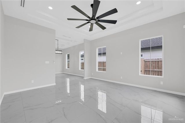 409 S 12th Street, Alamo, TX 78516