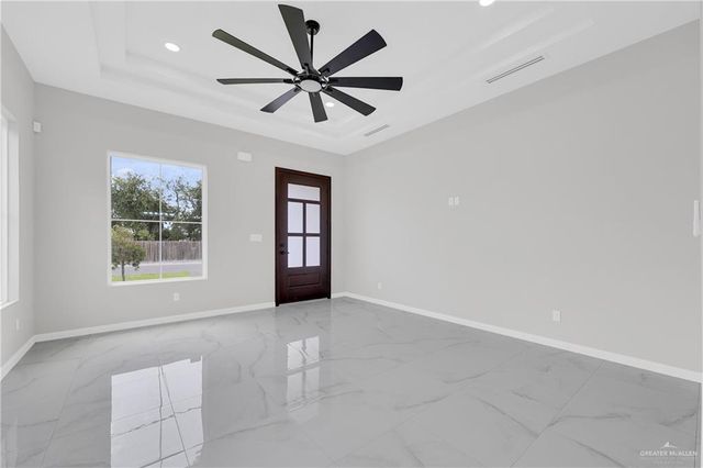 409 S 12th Street, Alamo, TX 78516