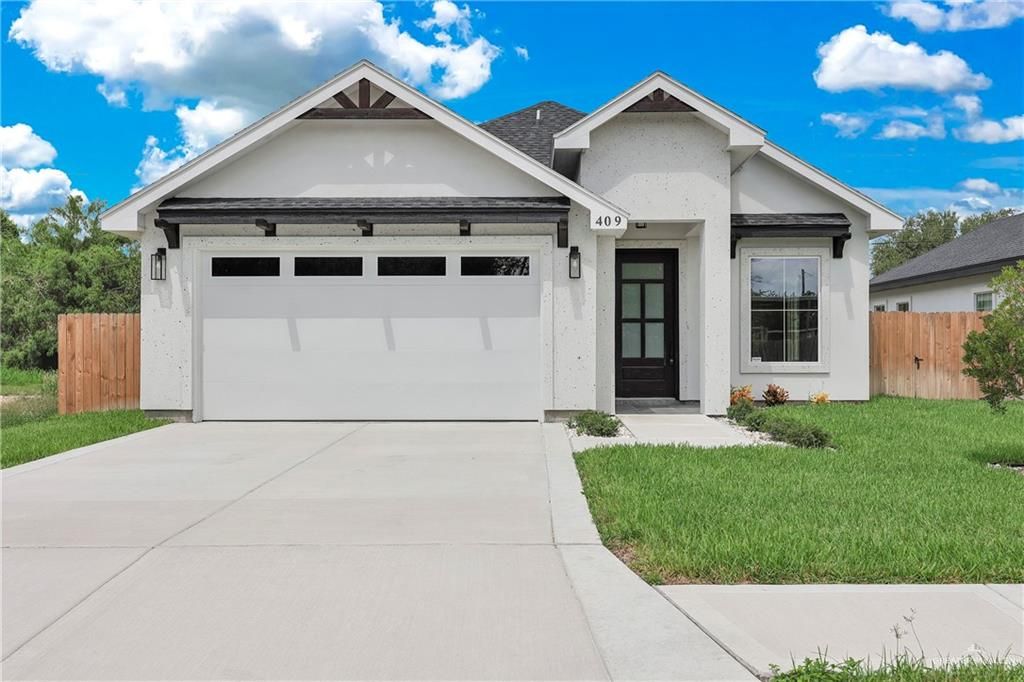 409 S 12th Street, Alamo, TX 78516