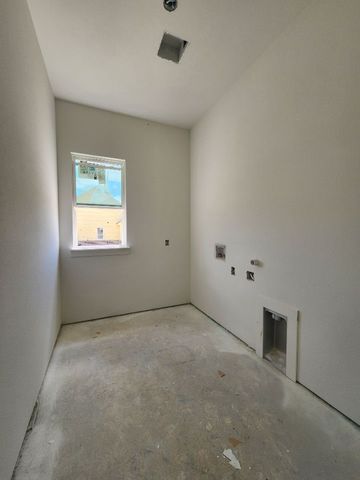 12417 Hornfels Drive, Krum, TX 76249
