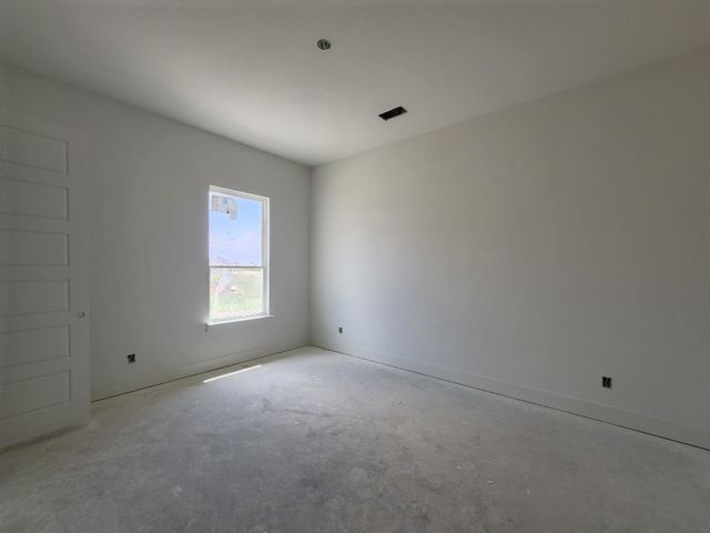 12417 Hornfels Drive, Krum, TX 76249
