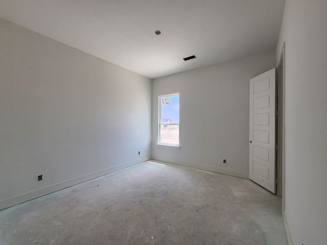 12417 Hornfels Drive, Krum, TX 76249