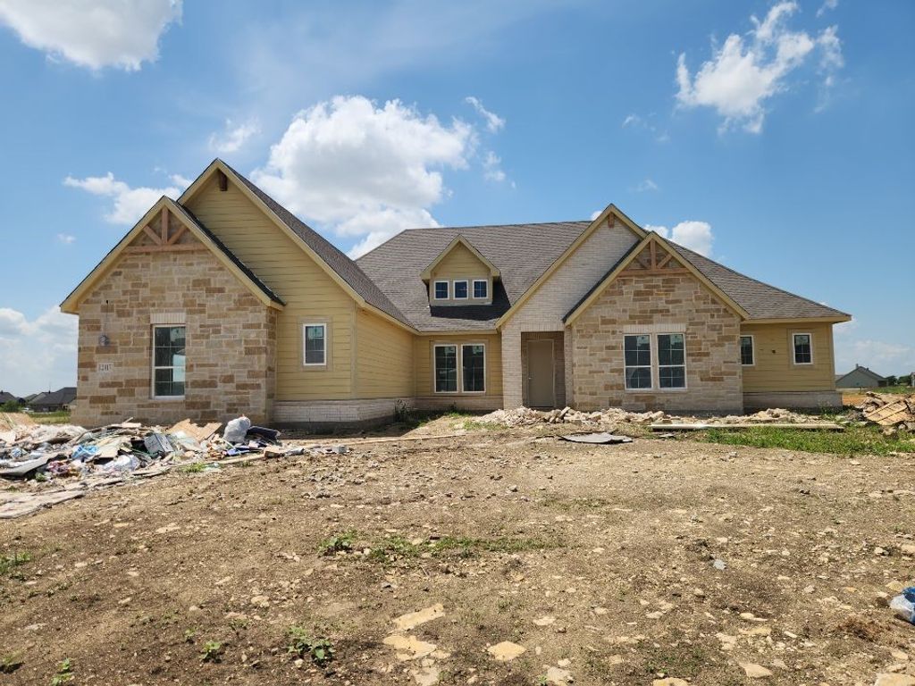12417 Hornfels Drive, Krum, TX 76249