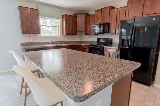 3621 KEARSNEY ABBEY CIRCLE, Dover, FL 33527
