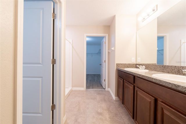 3621 KEARSNEY ABBEY CIRCLE, Dover, FL 33527