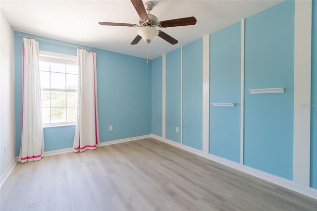 3621 KEARSNEY ABBEY CIRCLE, Dover, FL 33527