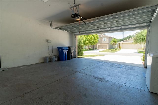 3621 KEARSNEY ABBEY CIRCLE, Dover, FL 33527
