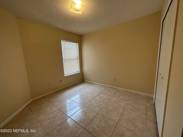 1127 COVE LANDING Drive, Jacksonville, FL 32233