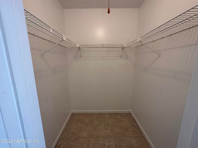 1127 COVE LANDING Drive, Jacksonville, FL 32233