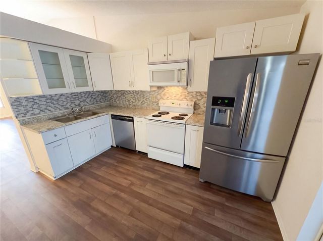 1703 OAK BRANCH COURT, Brandon, FL 33511