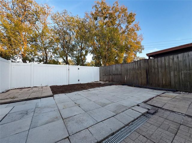 1703 OAK BRANCH COURT, Brandon, FL 33511