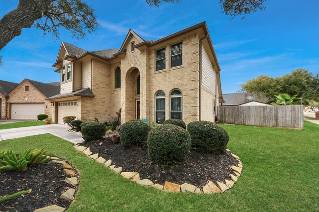 4502 Sienna Heights Court, Pasadena, TX 77505