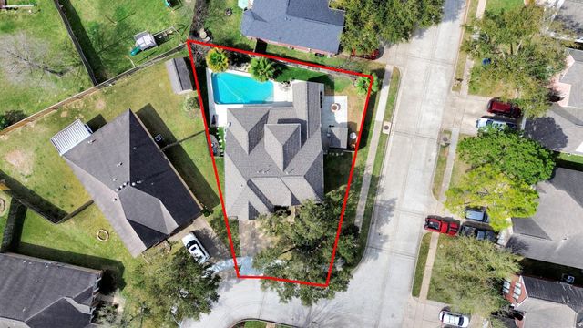 4502 Sienna Heights Court, Pasadena, TX 77505