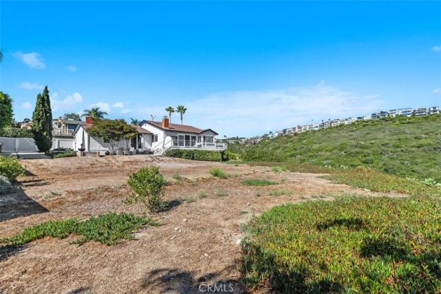 1285 Cortez Avenue, Laguna Beach, CA 92651