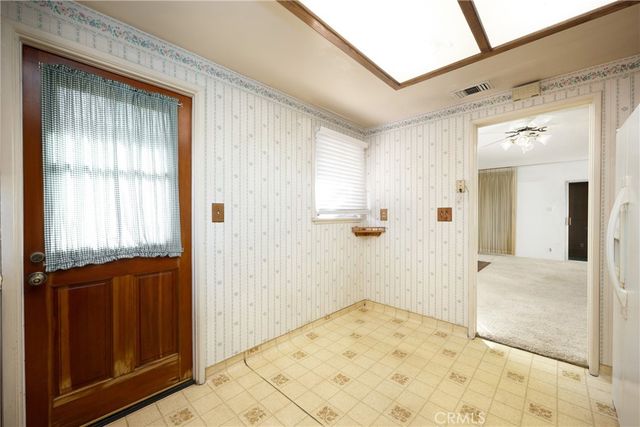3303 Faust Avenue, Long Beach, CA 90808
