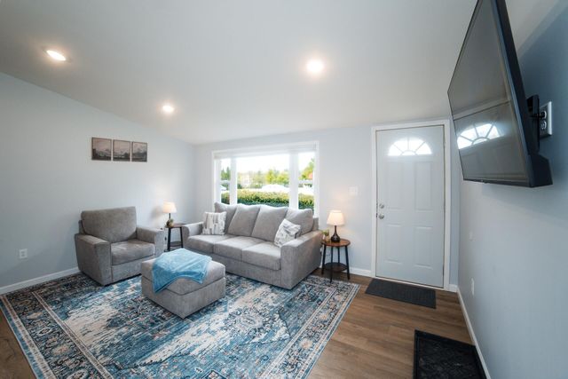 510 Emmettsburg Avenue, Valparaiso, IN 46385