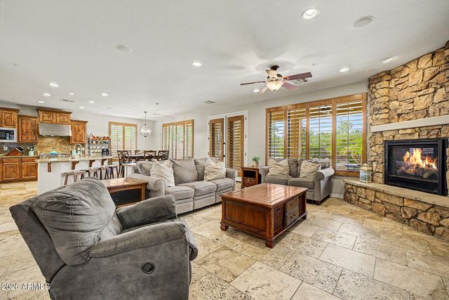 13050 W Chucks Avenue, Peoria, AZ 85383