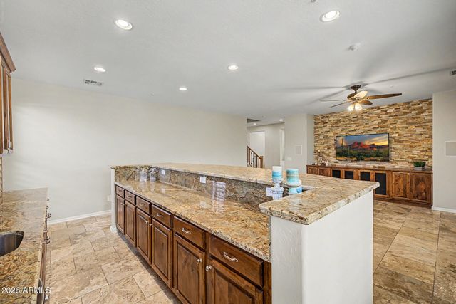 13050 W Chucks Avenue, Peoria, AZ 85383