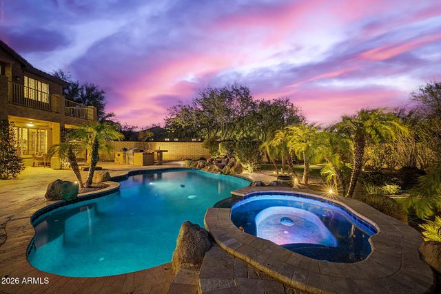 13050 W Chucks Avenue, Peoria, AZ 85383