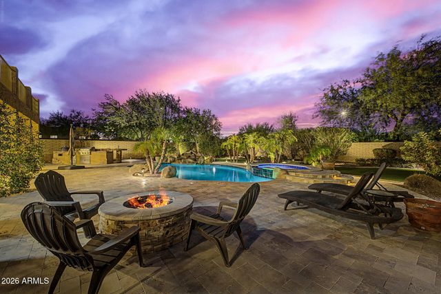 13050 W Chucks Avenue, Peoria, AZ 85383