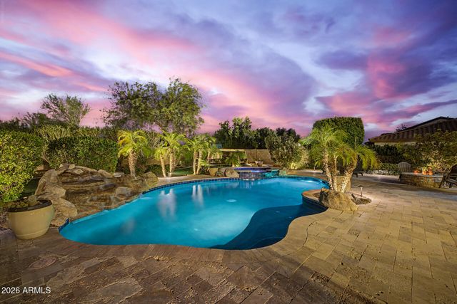 13050 W Chucks Avenue, Peoria, AZ 85383