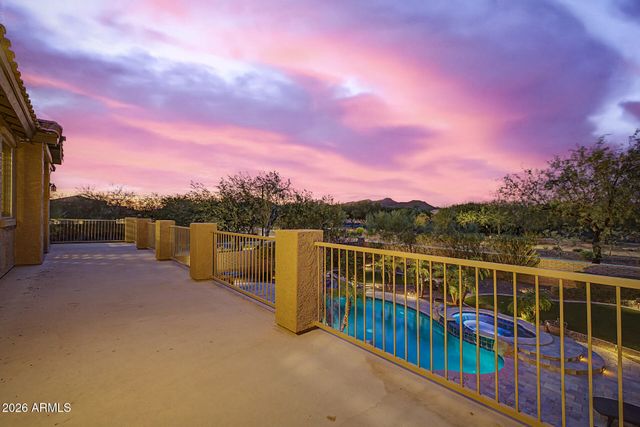 13050 W Chucks Avenue, Peoria, AZ 85383