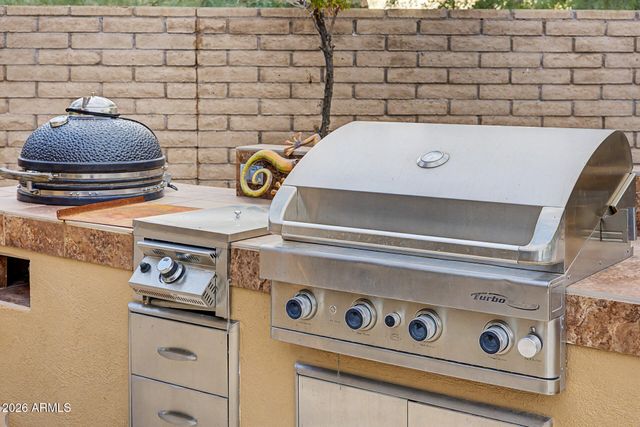 13050 W Chucks Avenue, Peoria, AZ 85383