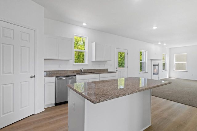 603 E Maple Beach Drive, Edgerton, WI 53534
