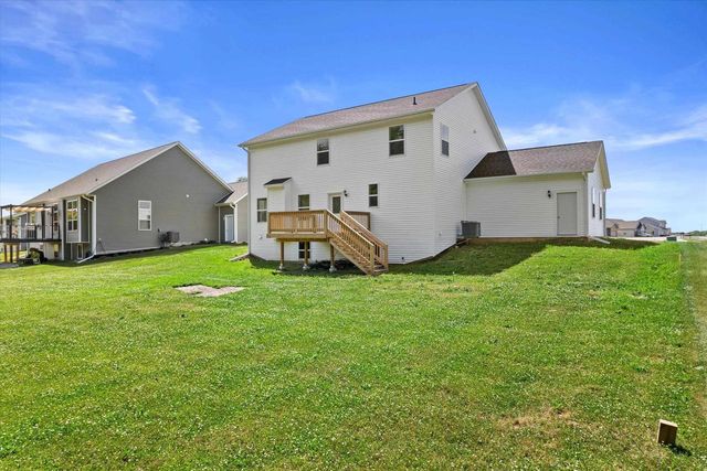 603 E Maple Beach Drive, Edgerton, WI 53534