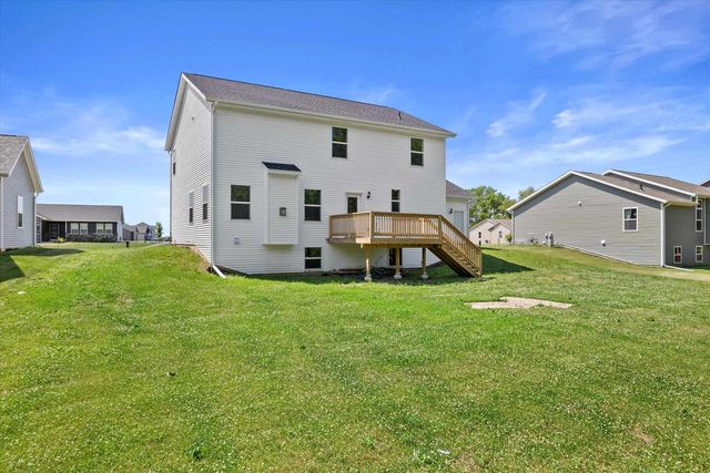 603 E Maple Beach Drive, Edgerton, WI 53534