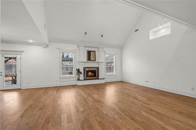 3907 NE Cadbury Avenue, Bentonville, AR 72712