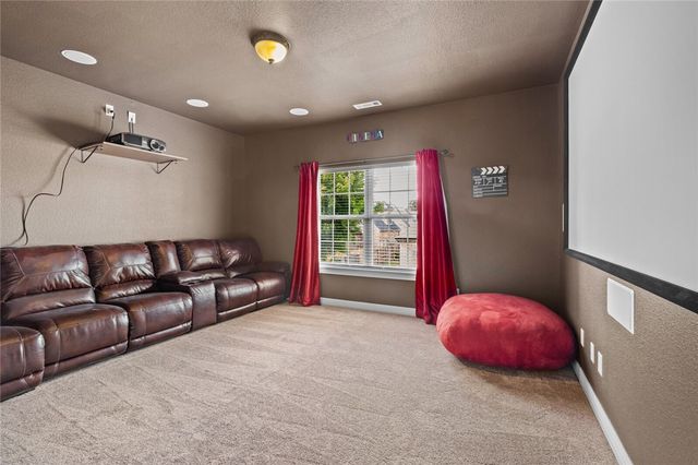 3907 NE Cadbury Avenue, Bentonville, AR 72712