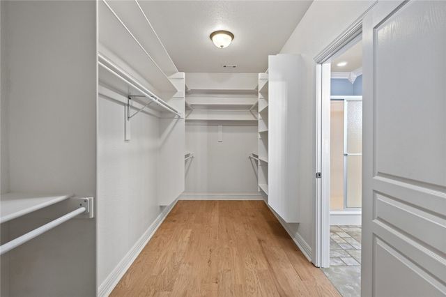 3907 NE Cadbury Avenue, Bentonville, AR 72712