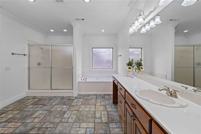 3907 NE Cadbury Avenue, Bentonville, AR 72712