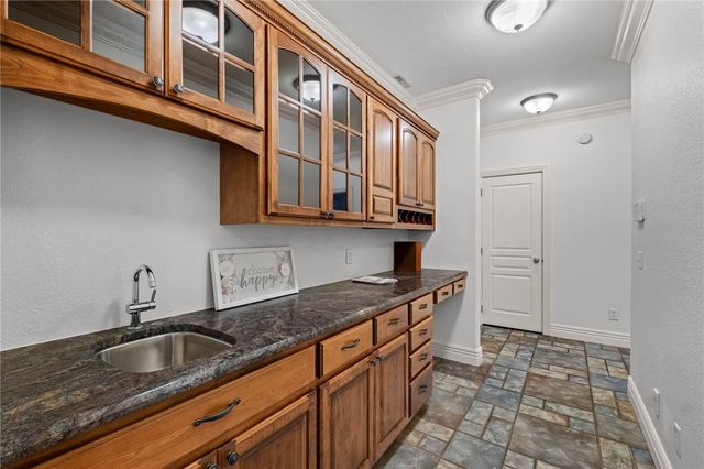 3907 NE Cadbury Avenue, Bentonville, AR 72712