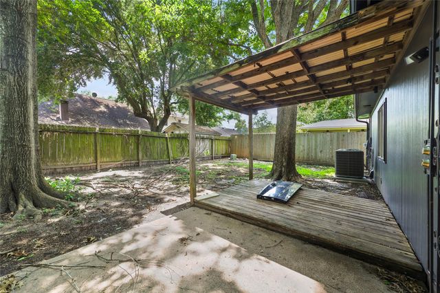 8107 Summer Trail Drive, Houston, TX 77040