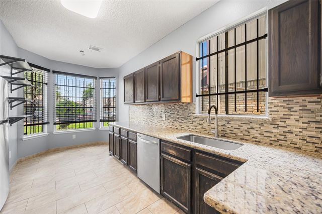 8107 Summer Trail Drive, Houston, TX 77040